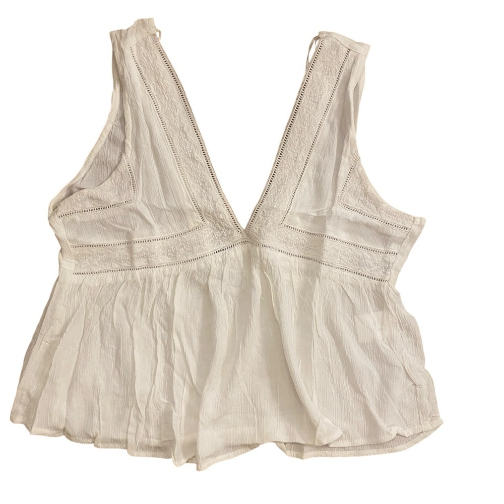 Women’s White Sleeveless Crop Summer Viscose top New size small Melrose Place